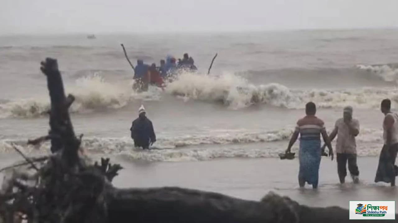 কর্ণফুলী নদীতে ট্রলারডুবি: হাতিয়ার দুই জেলে নিখোঁজ, একজন উদ্ধার