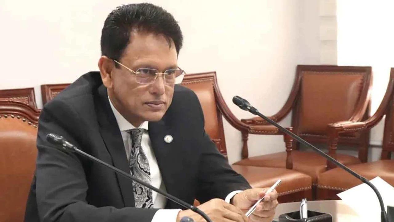 ভিসি নিয়োগ ও অনার্স কোর্স নিয়ে সমালোচনার জবাব দিলেন শিক্ষামন্ত্রী