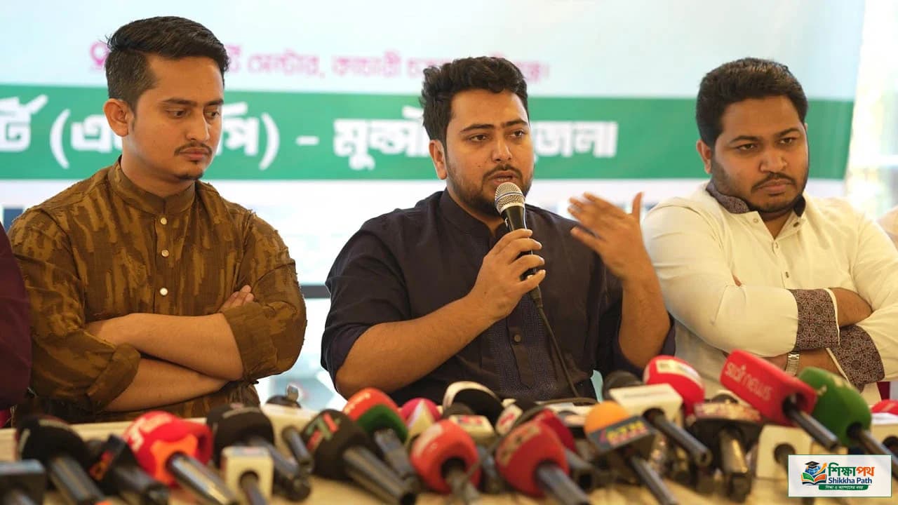 তত্ত্বাবধায়ক সরকারে পছন্দের ব্যক্তি বসানোর পাঁয়তারা করছে বিএনপি: নাহিদ ইসলাম