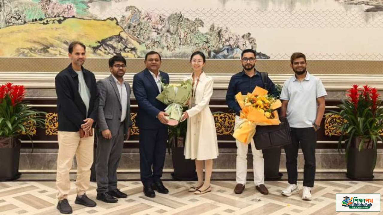 শিক্ষা মন্ত্রণালয়ের সিনিয়র সচিবকে চীনের কুনমিংয়ে উষ্ণ অভ্যর্থনা