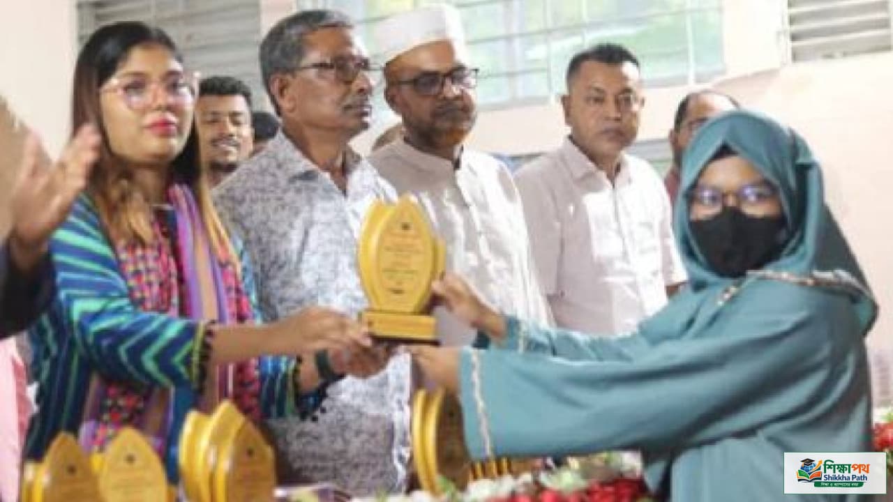 হাইমচরে কৃতি শিক্ষার্থীদের সংবর্ধনা ও ইফতার, প্রধান অতিথির অনুপ্রেরণামূলক বার্তা
